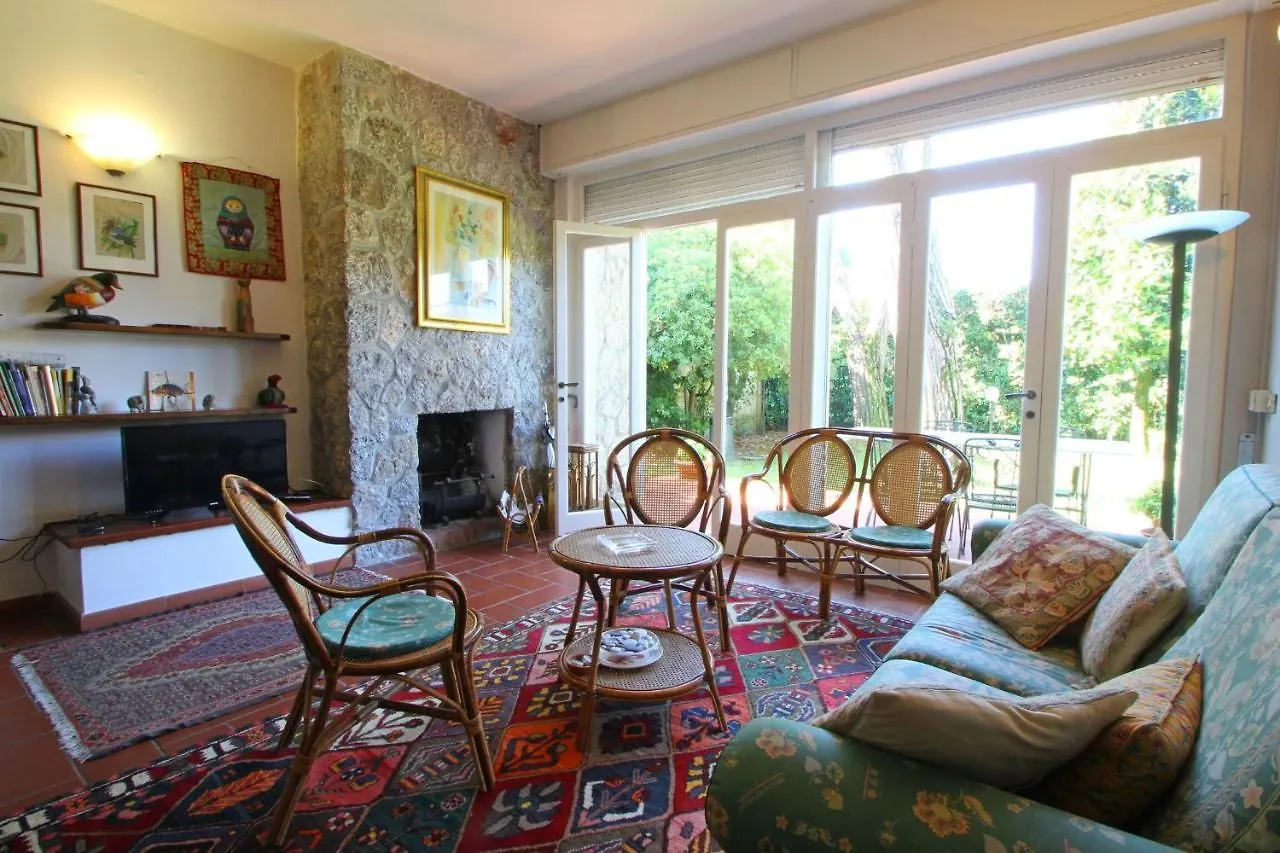 Villa Ai Cerri Cinquale 0*,